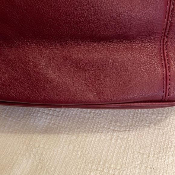 MICHAEL KORS -Jet Set Leather large tote in Claret red- NWT - Picture 7 of 12